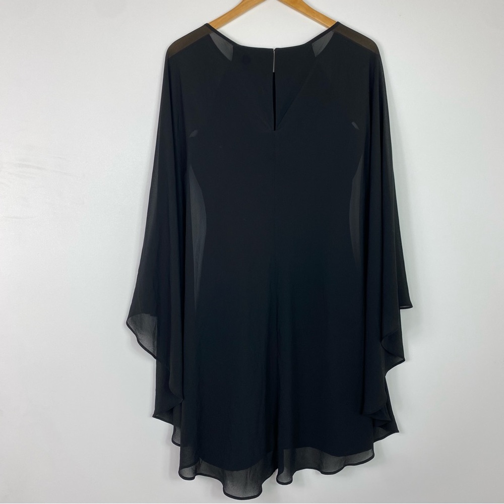 Belle Badgley Mischka Black Chiffon
Cape Knee Length Formal Dress Women's Size 4 - Picture 8 of 12